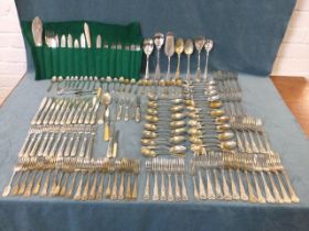 Miscellaneous silver plated cutlery including dinner forks, dessert forks and spoons, a set of