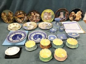 A set of Royal Winton flower sundae dishes; miscellaneous Wedgwood - boxed commemoratives, six