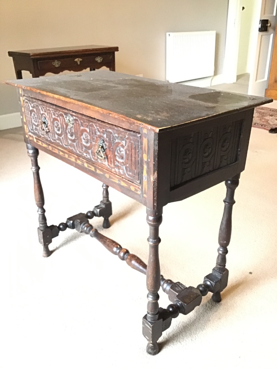 A Victorian oak side table with later alterations, the rectangular top above a blind fretwork carved - Bild 3 aus 3