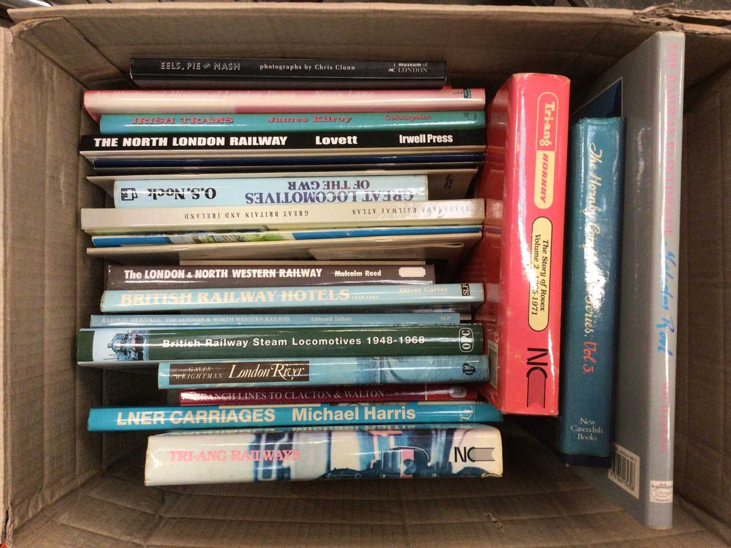 Large quantity of mostly railway related books - Image 2 of 7