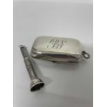 Late Victorian silver cheroot case of rounded rectangular form, (Chester 1900), together with a silv