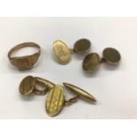 9ct gold signet ring and two pairs of 9ct gold cufflinks