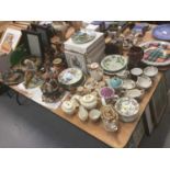 Group of Lilliput Lane cottages, Wedgwood, Royal Doulton and other ceramics and sundry items