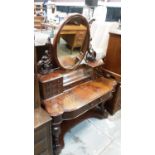 Late Victorian mahogany dressing table