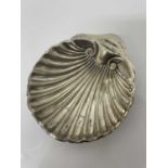 Edwardian silver shell shaped dish (Sheffield 1909), 1.9ozs