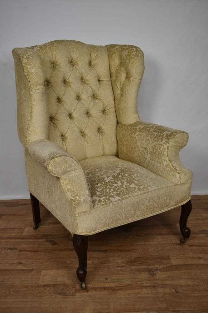 George II style wing armchair, on carved legs and castors - Image 3 of 7