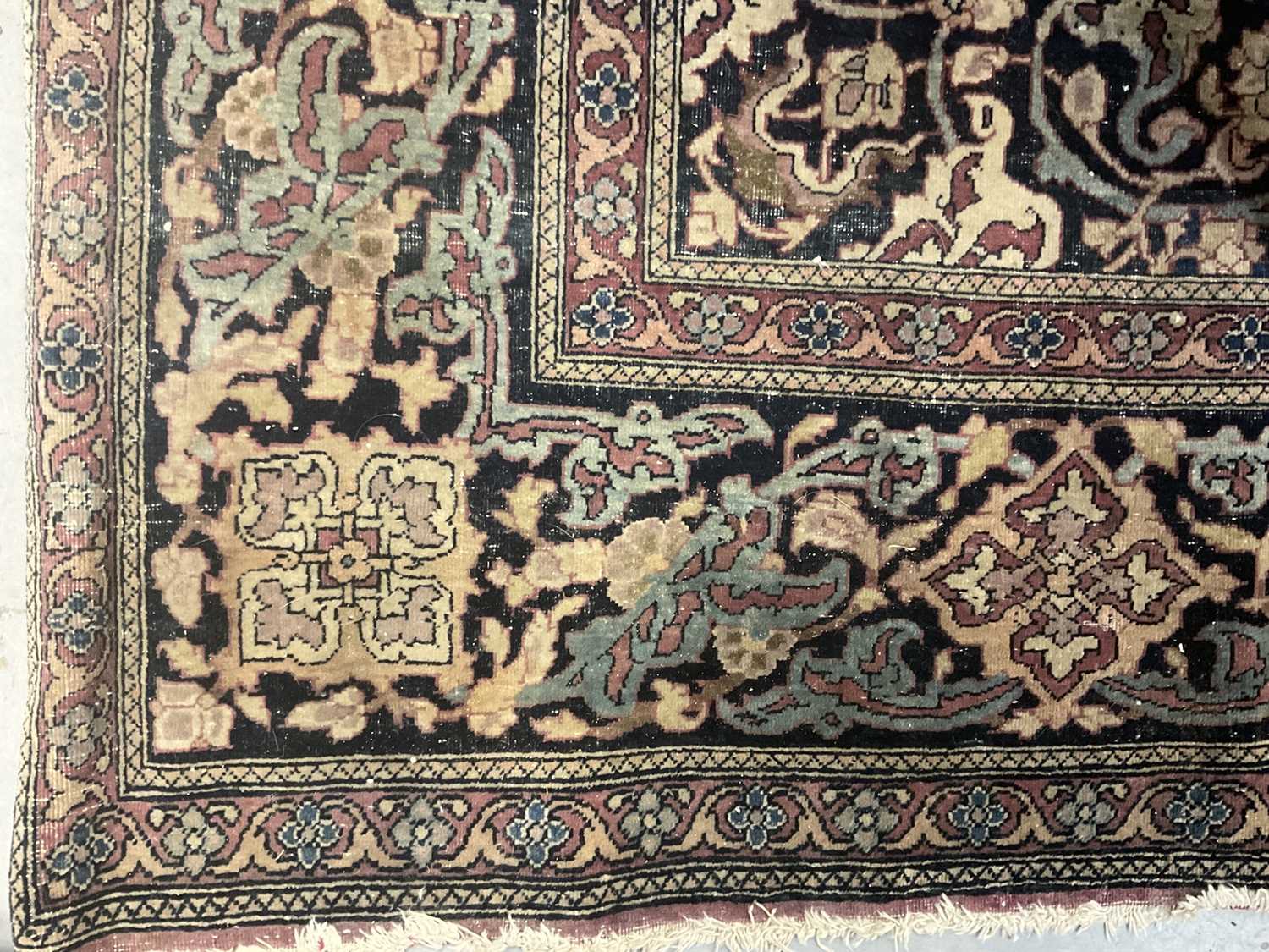 Antique Persian rug - Image 4 of 10