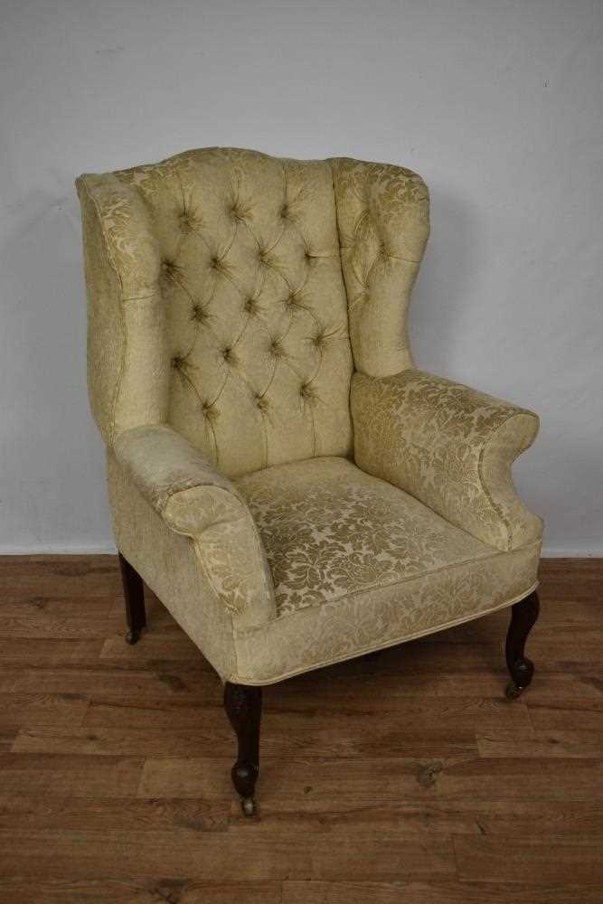 George II style wing armchair, on carved legs and castors - Image 2 of 7