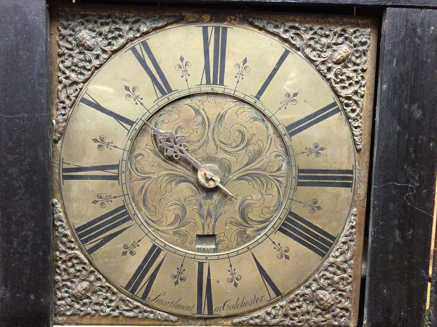 Early 18th century 30 hour longcase clock by Smorthwait, Colchester - Image 3 of 10