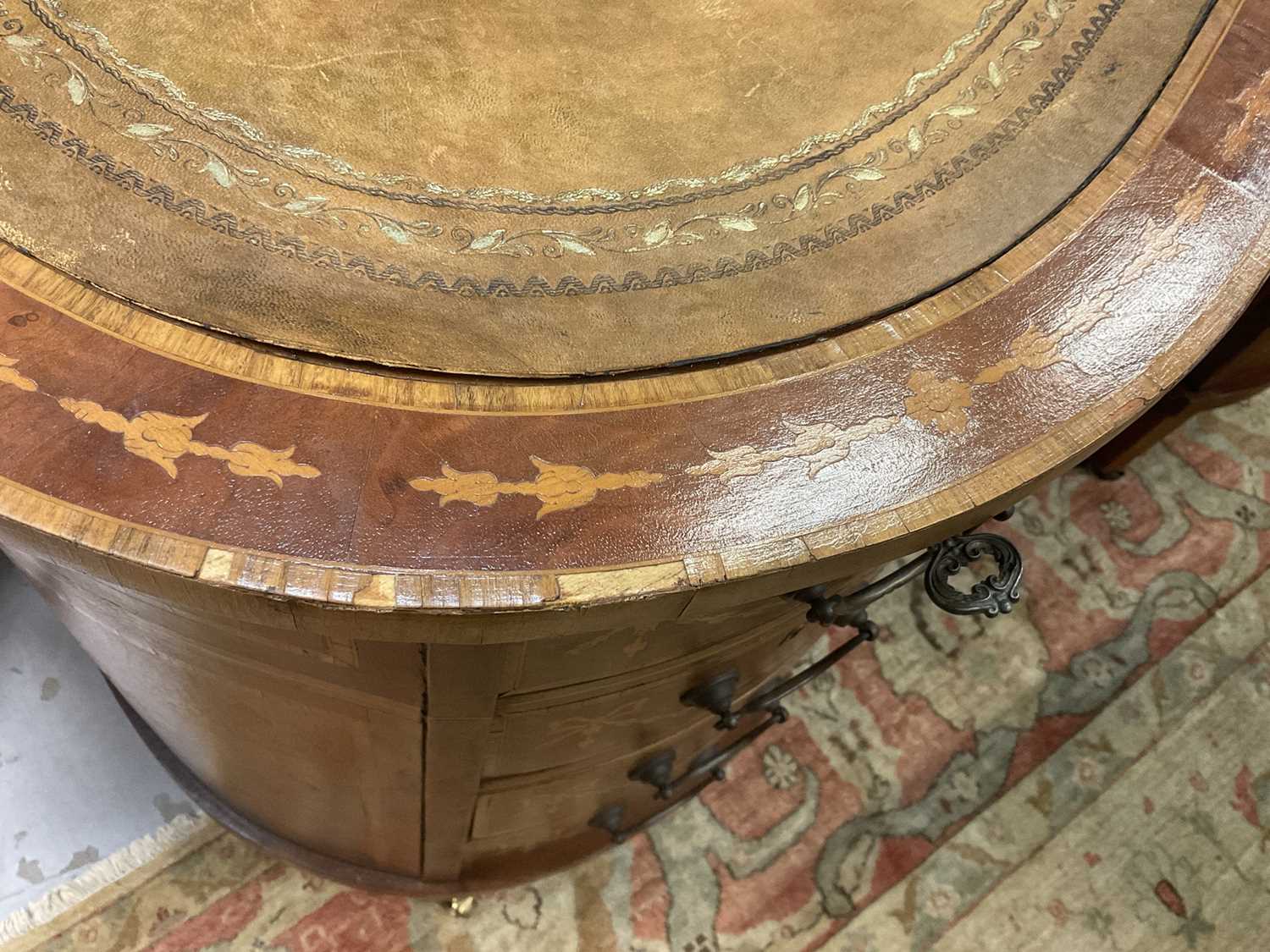 Edwardian style mahogany and marquetry inlaid kidney shaped desk - Image 14 of 21