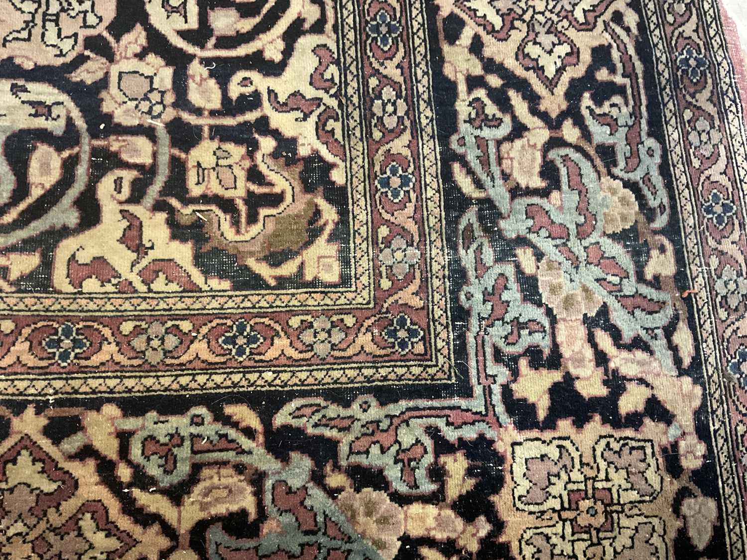 Antique Persian rug - Image 6 of 10