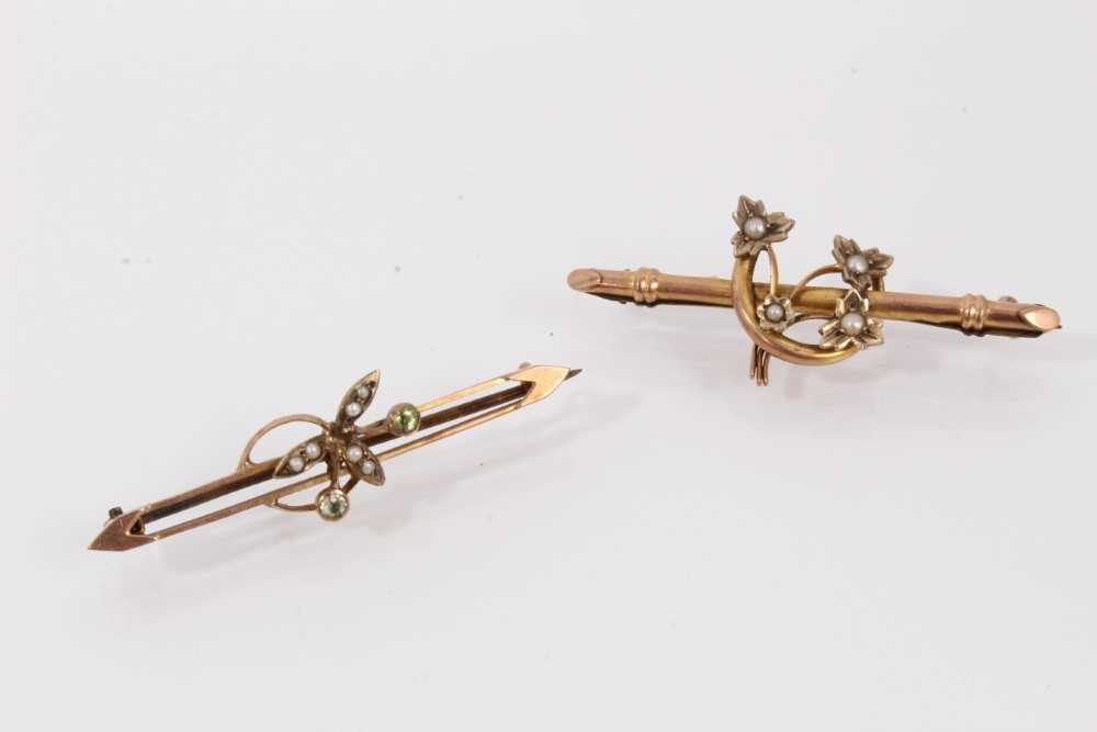 Group of seven Victorian and Edwardian gold gem set and seed pearl bar brooches - Image 3 of 5