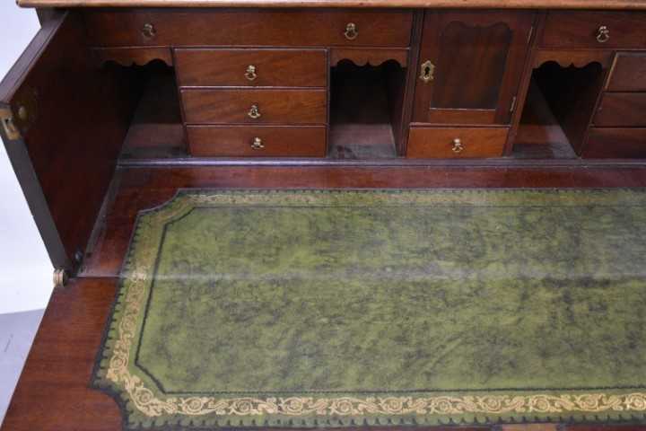 Early 19th century mahogany secretaire chest - Image 3 of 8