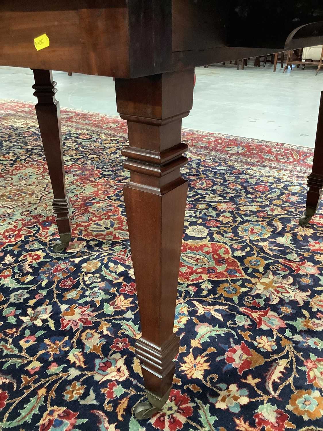 19th century mahogany concertina action extending dining table with three extra leaves - Image 3 of 9