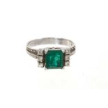 Art Deco emerald and diamond ring in platinum setting