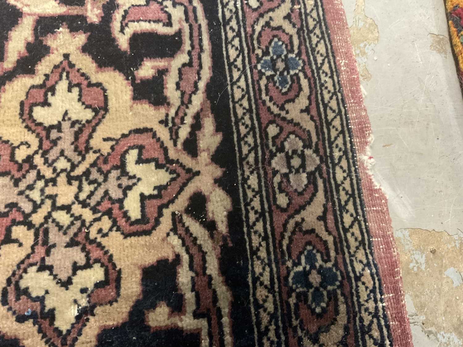 Antique Persian rug - Image 7 of 10