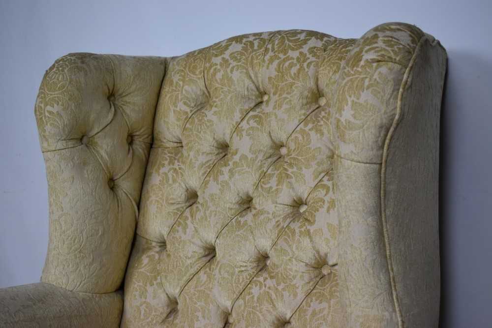 George II style wing armchair, on carved legs and castors - Image 7 of 7