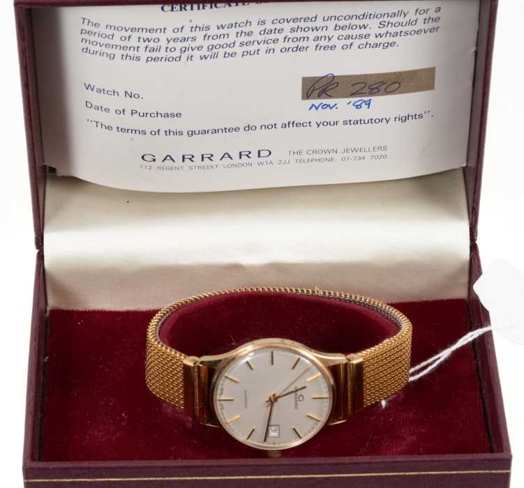 1980s Gentlemen's Garrard Automatic calendar wristwatch with silvered dial, baton hour markers and g - Image 4 of 5