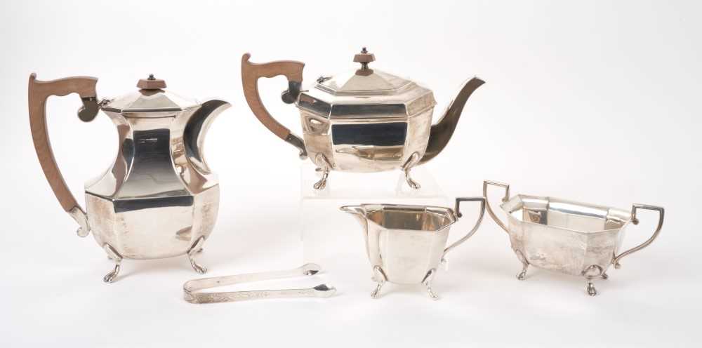 Art Deco silver four piece tea set by Viners, Sheffield 1940