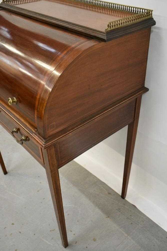 Edwardian mahogany cylinder bureau - Image 4 of 8