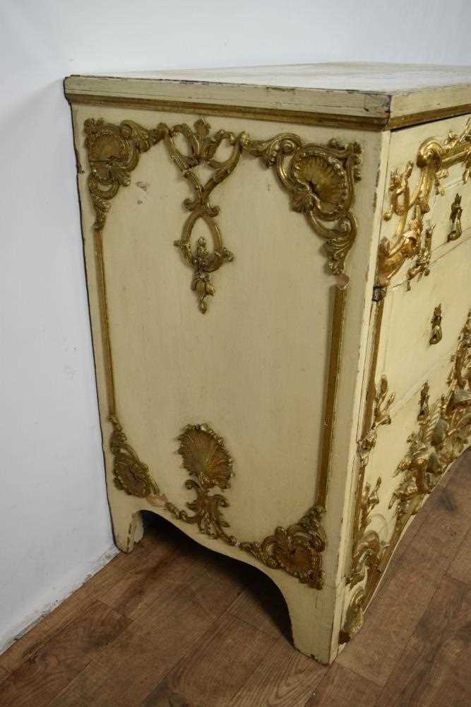 Antique Continental cream and gilt painted and carved three drawer chest - Image 2 of 5