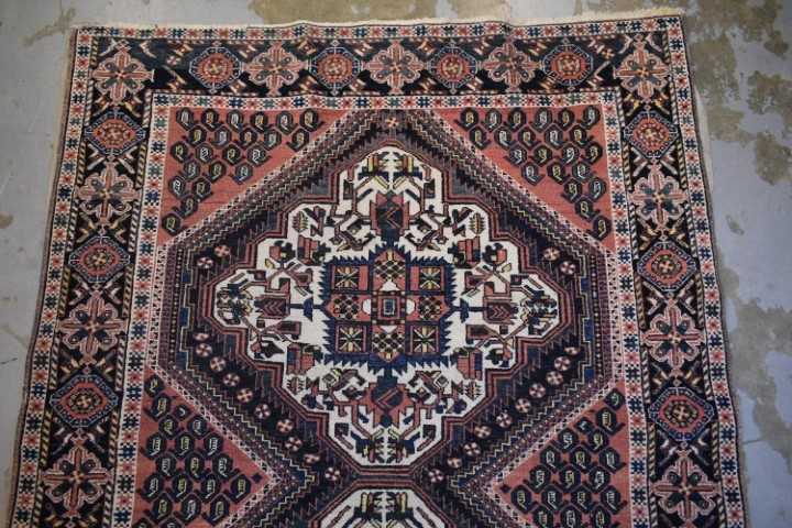 Persian rug - Image 3 of 4