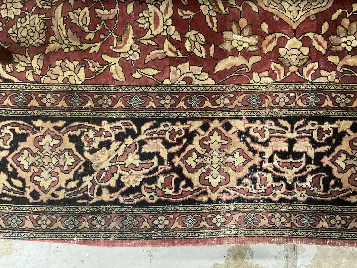 Antique Persian rug - Image 9 of 10