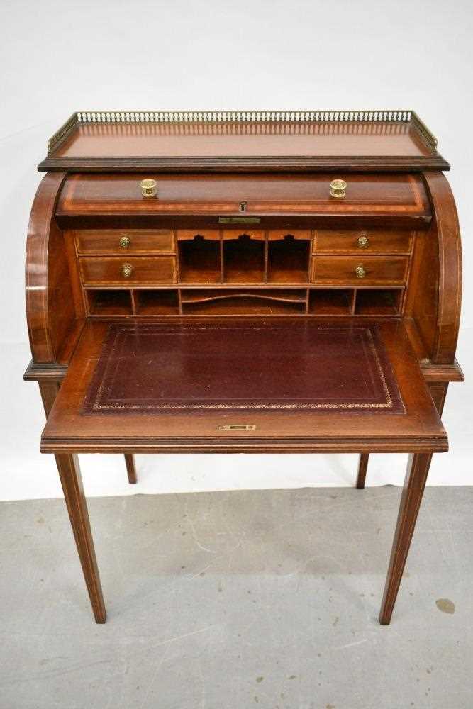 Edwardian mahogany cylinder bureau - Image 8 of 8