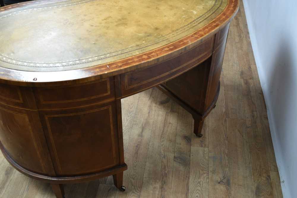 Edwardian style mahogany and marquetry inlaid kidney shaped desk - Image 8 of 21