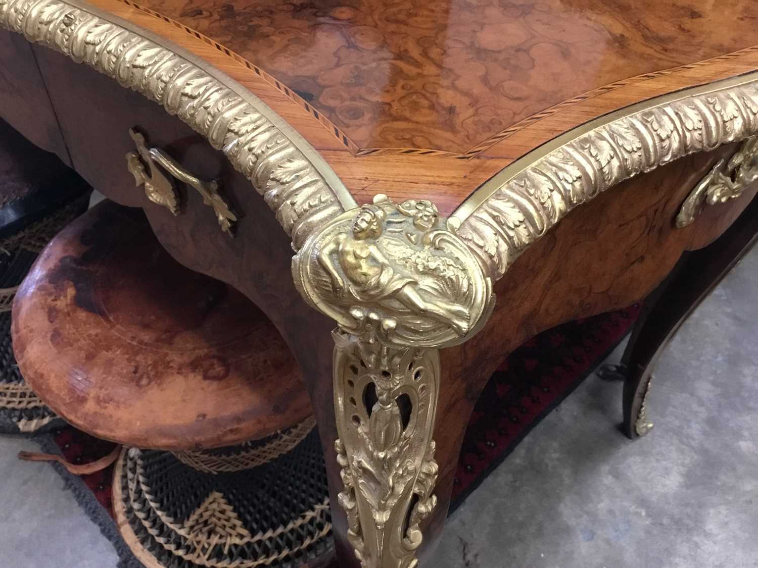 Ornate figured walnut and gilt metal mounted bonheur du jour, pierced galleried superstructure and t - Image 8 of 14