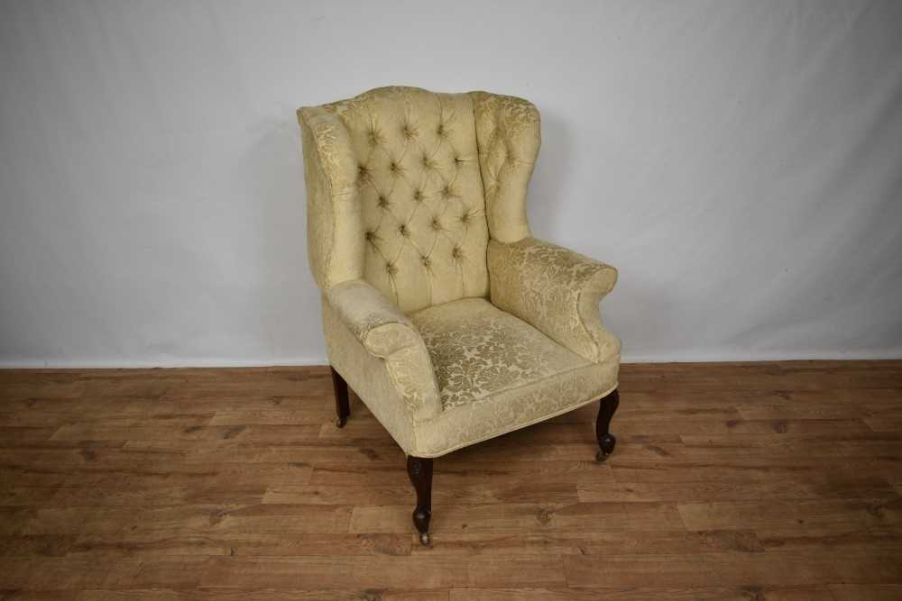 George II style wing armchair, on carved legs and castors - Image 4 of 7