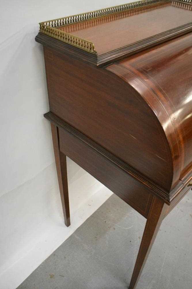 Edwardian mahogany cylinder bureau - Image 3 of 8