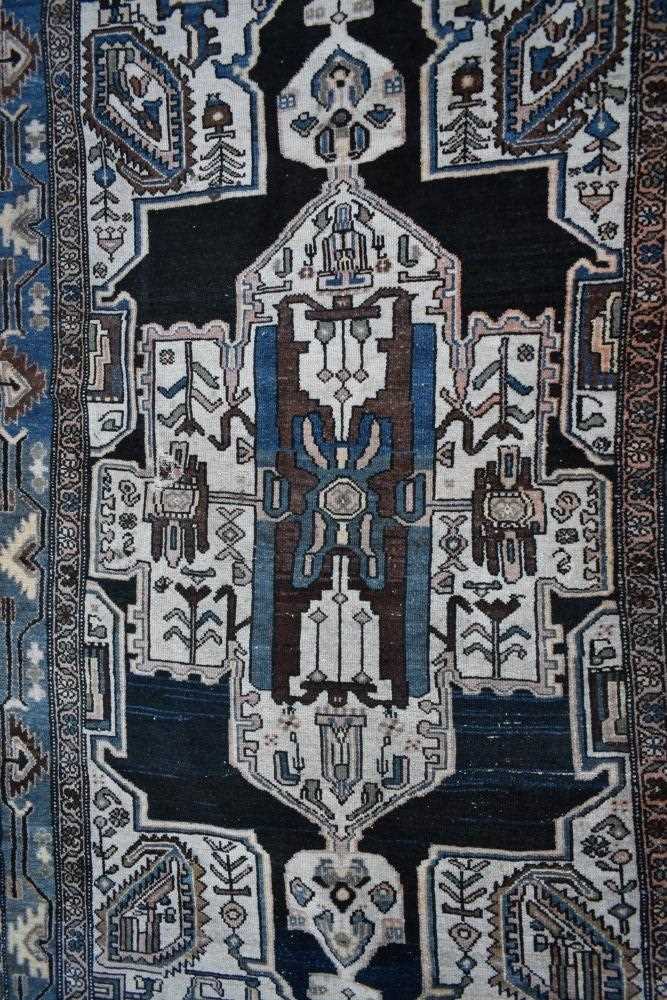 Persian rug - Image 3 of 3