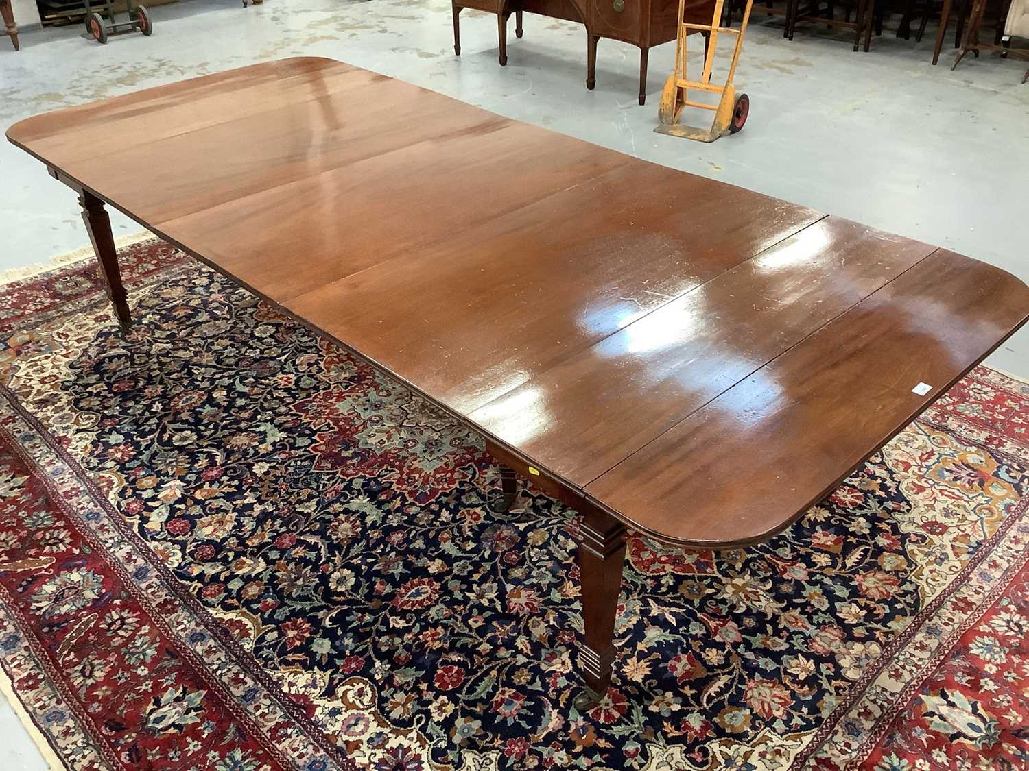 19th century mahogany concertina action extending dining table with three extra leaves - Image 2 of 9