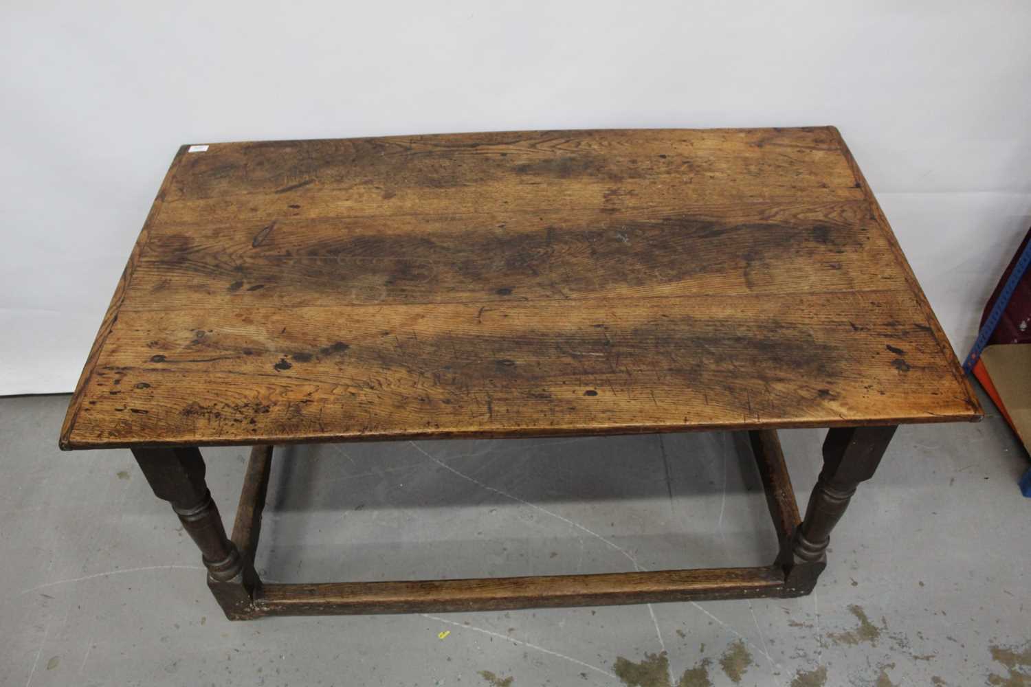 Rare early 18th century oak refectory table dated 1724 - Image 4 of 10