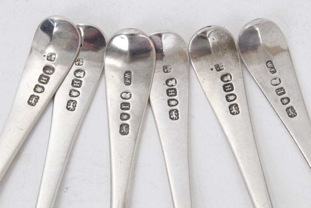 Matched set of six George III silver Old English pattern dessert spoons, with engraved initial H - Image 3 of 3