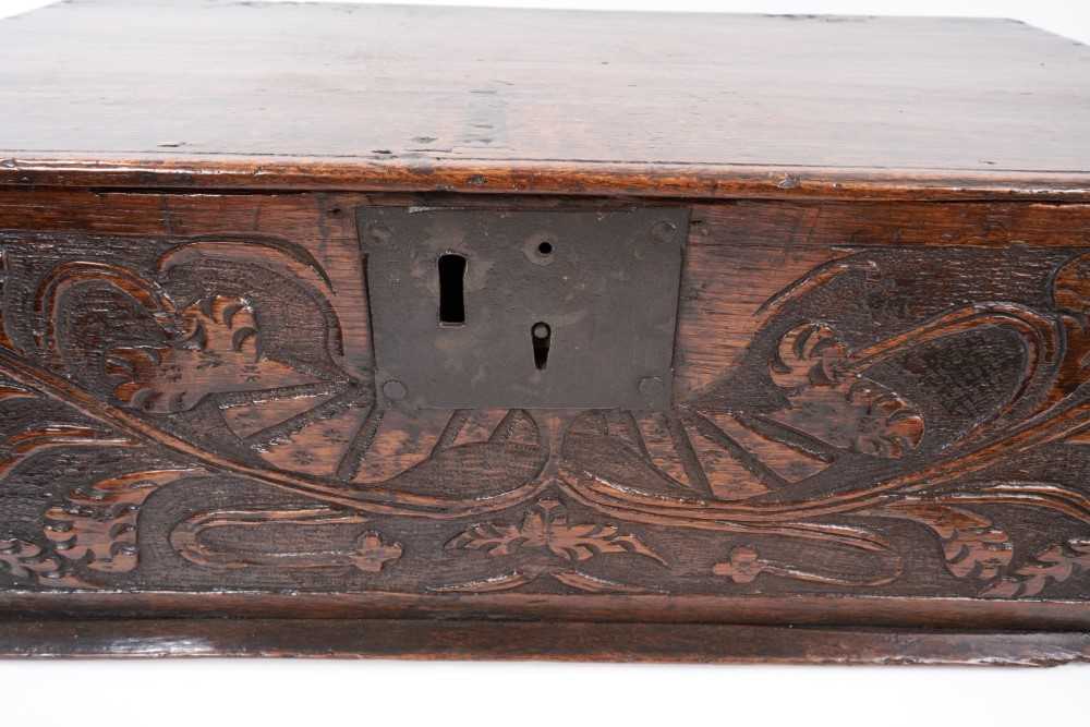 17th century carved oak bible box - Image 4 of 4