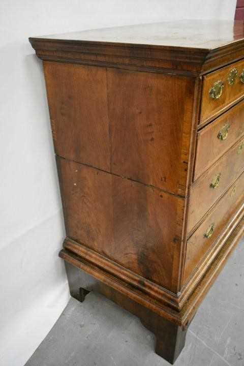 Early 18th century walnut and feather banded chest on stand - Image 5 of 10