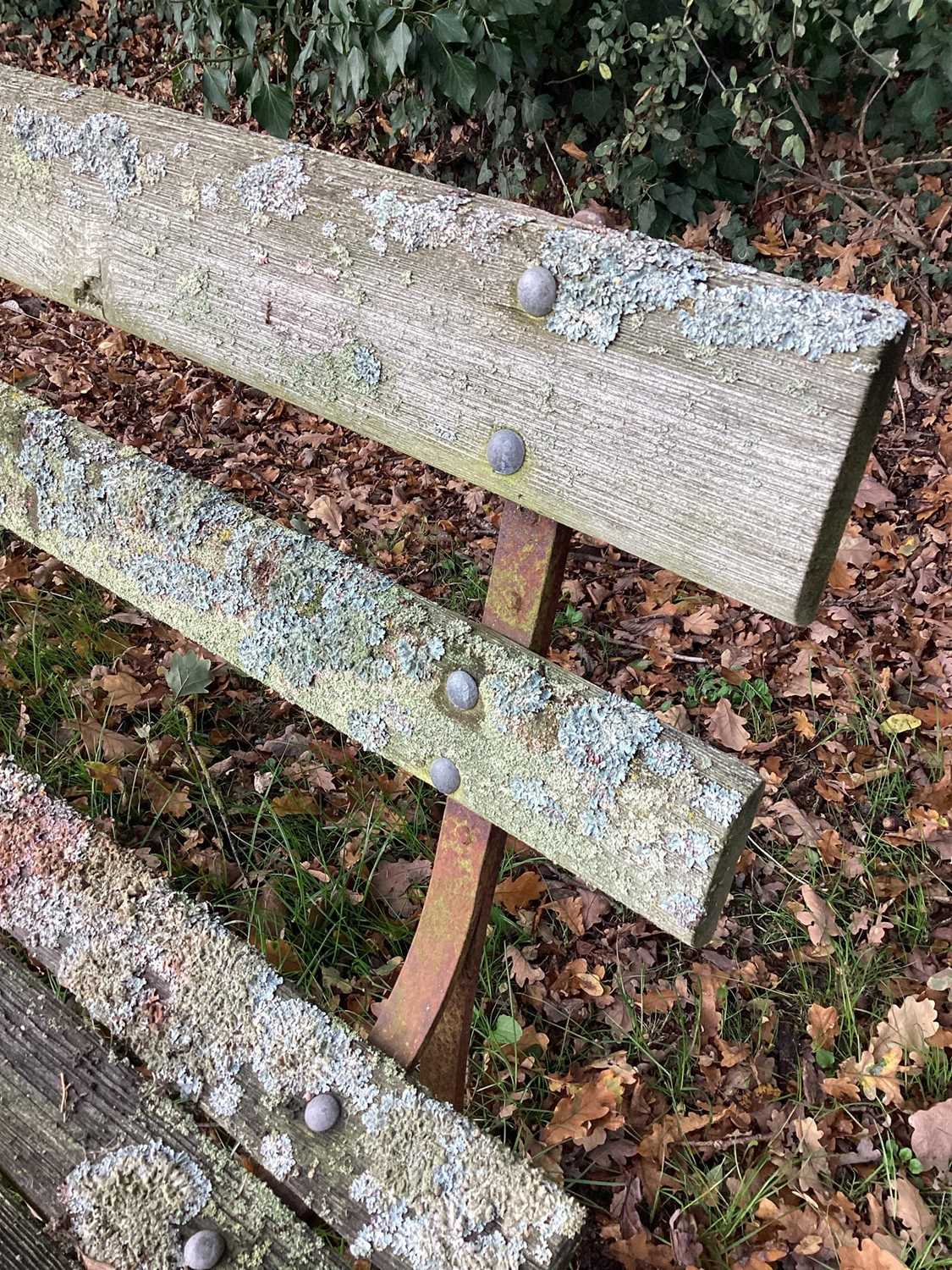 Set of three very long antique slatted and cast iron benches, on scrolled supports, 245cm long - Image 11 of 20