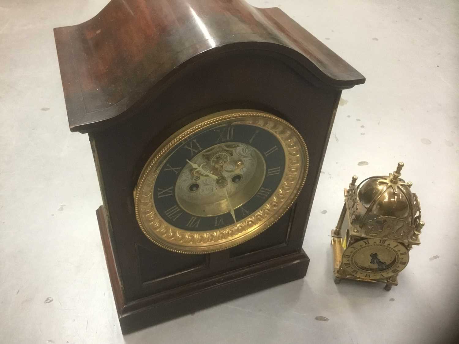 Early 20th century mahogany cased bracket clock, together with a brass lantern clock