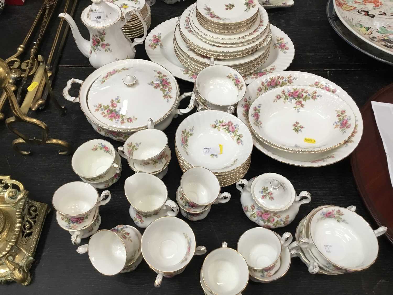 Royal Albert Moss Rose pattern tea and dinner service (approximately 57 pieces).