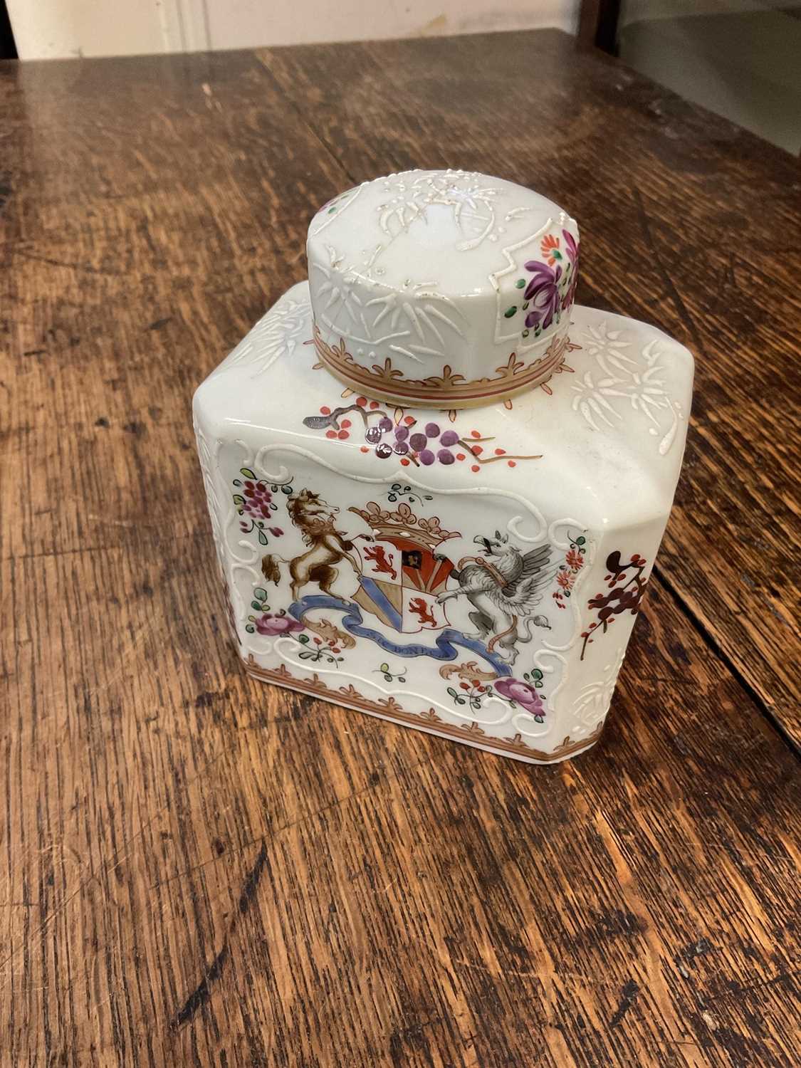 Late 19th century Samson Armorial porcelain tea caddy