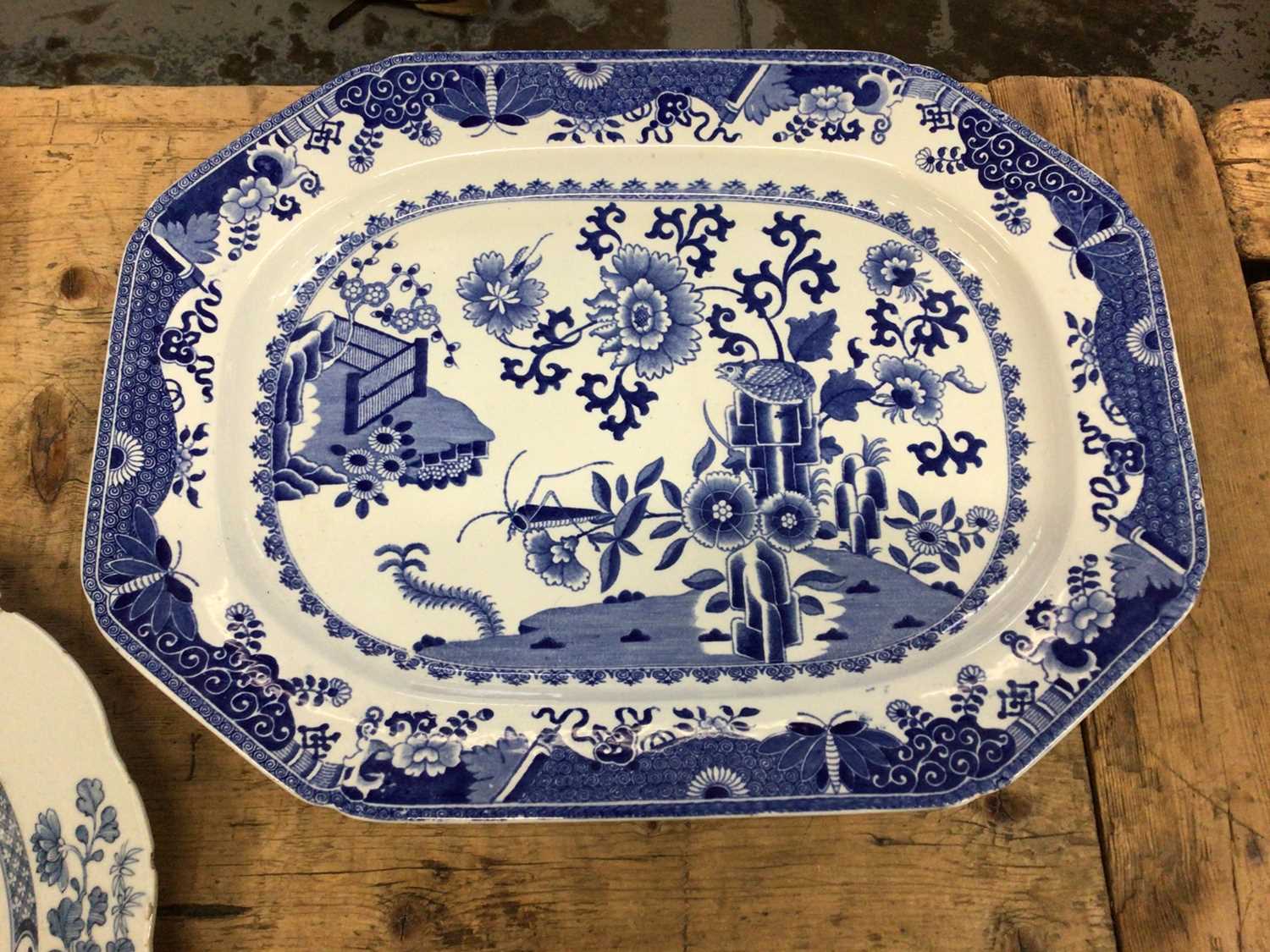 A Spode Grasshopper pattern meat dish