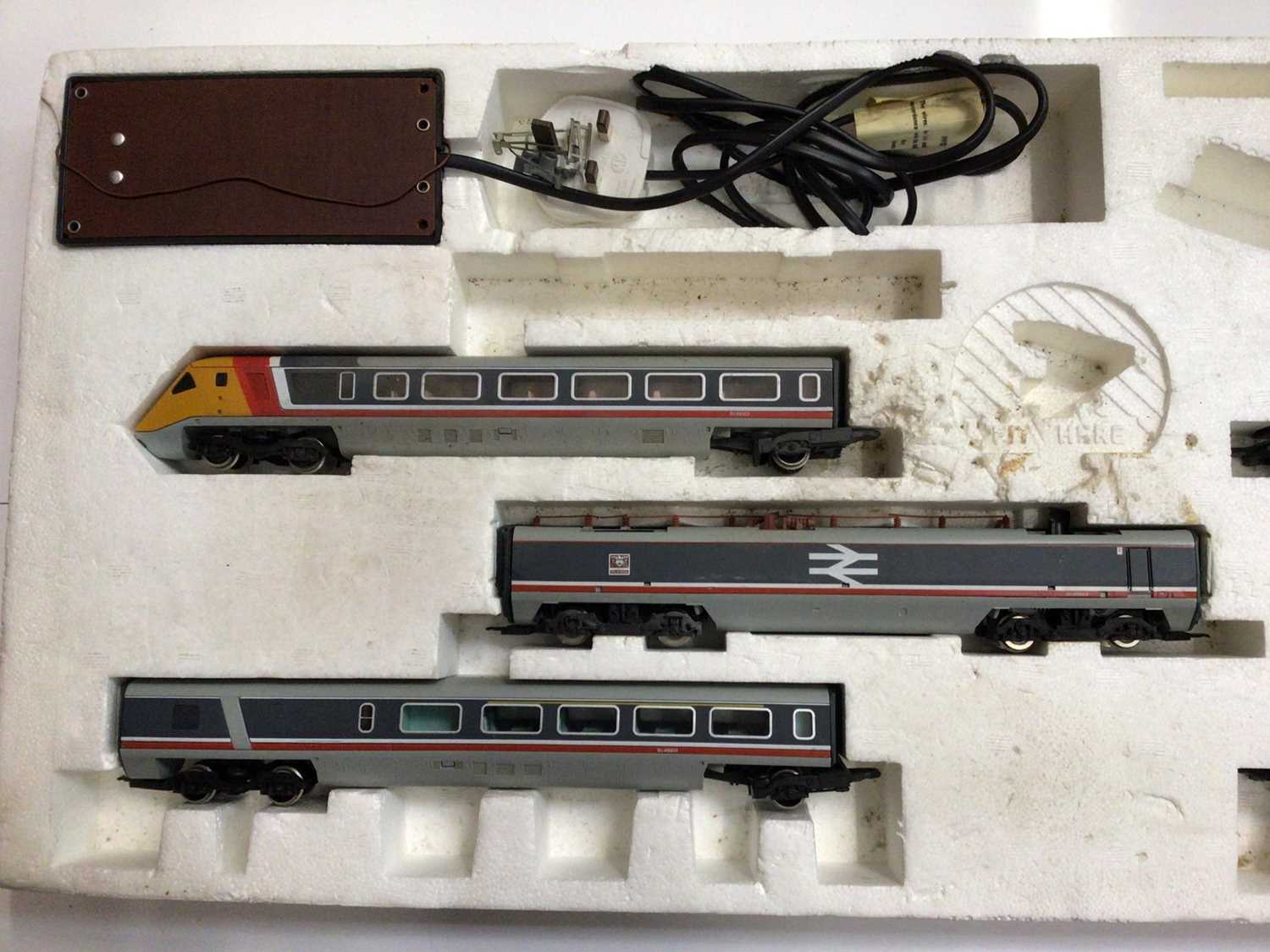 Hornby OO gauge advanced passenger train set ( no track) including 2 APT driving trailers, 2APT van