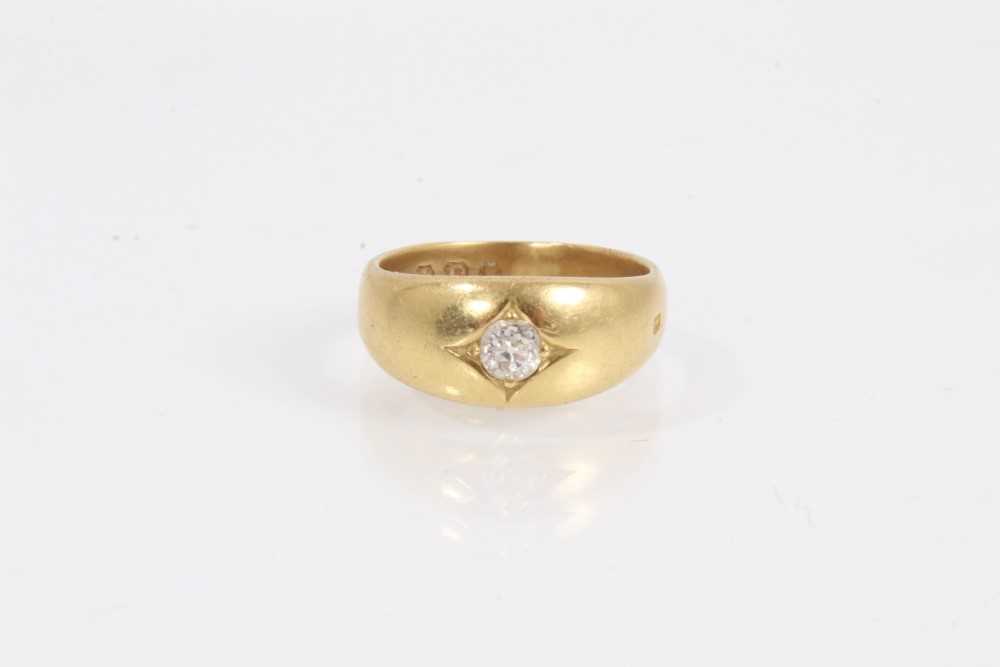 Victorian 18ct gold diamond single stone gypsy ring