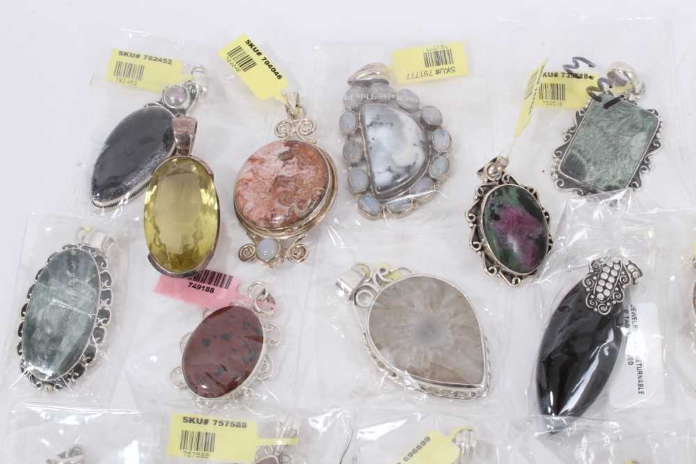 Collection of silver mounted semi precious stone pendants - Image 2 of 5