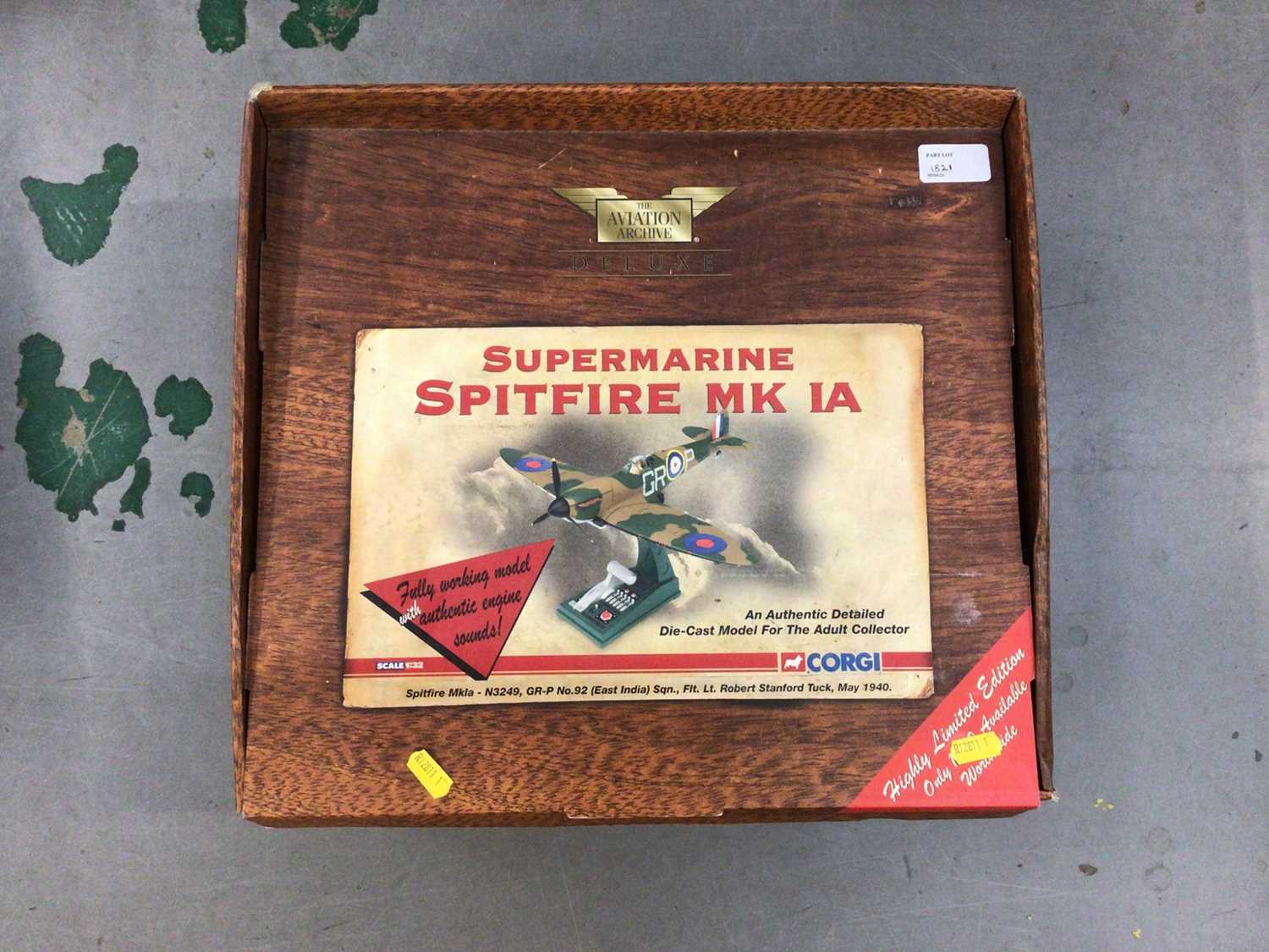 Corgi boxed selection of four Aviation Archive models, Spitfire MK1a, B-17E AA33304, Lancaster AA326 - Image 5 of 8