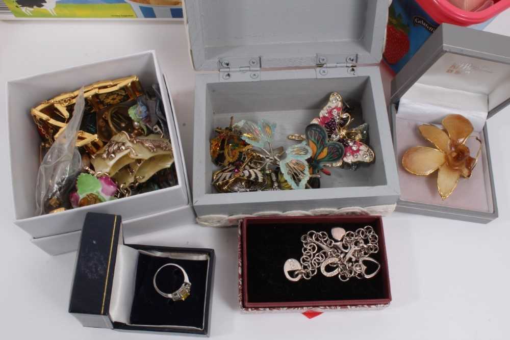 Group of vintage costume jewellery including collection of cameo brooches, silver and enamel butterf - Image 5 of 6