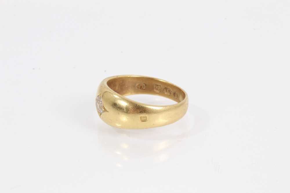 Victorian 18ct gold diamond single stone gypsy ring - Image 2 of 3
