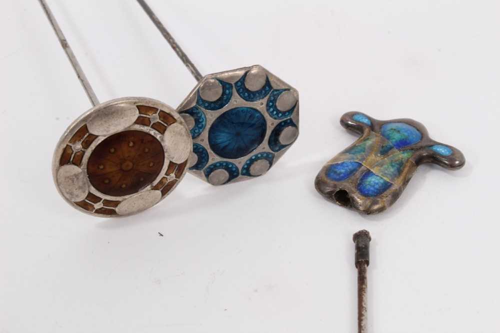 Collection of twelve vintage hat pins including five silver pins by Charles Horner, three enamelled - Image 4 of 4